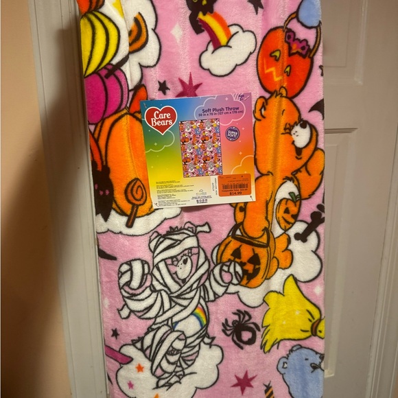 Halloween Care Bear Blanket - Picture 1 of 3